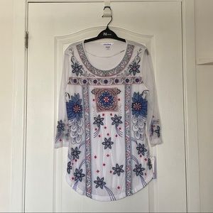 NYGÅRD NWT Embroidered 3/4 mesh sleeve top